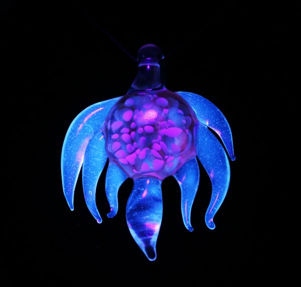 B Hold Glass UV Pendant