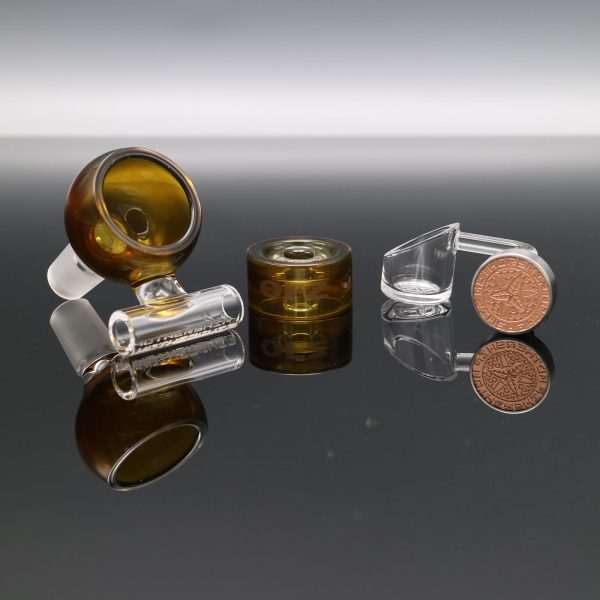 mothership-glass-brown-megapot-4