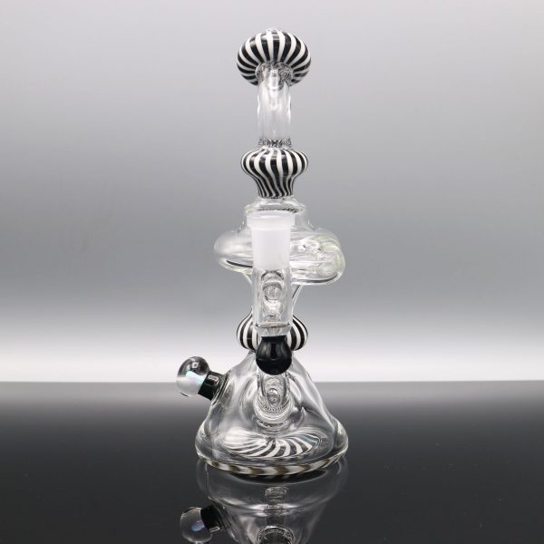 chappell-glass-2021-black-white-recycler-5