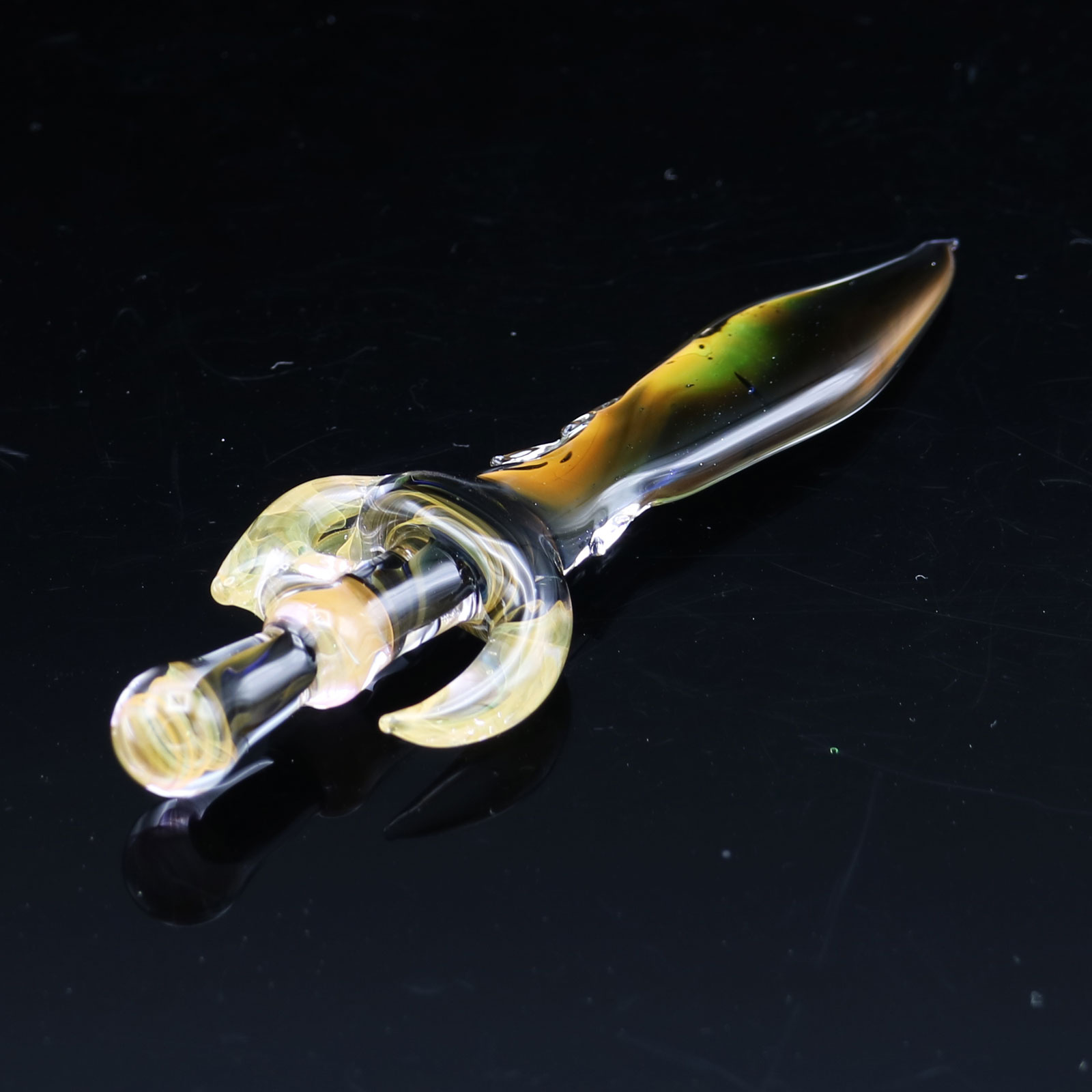 B-Hold Glass – 2021 Glass Sword Pendant 8